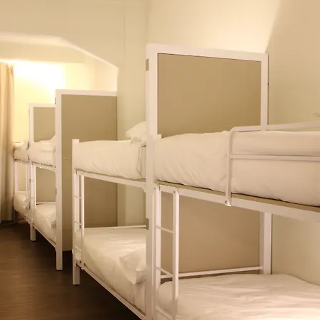 Hostal Poshtel - Premium *