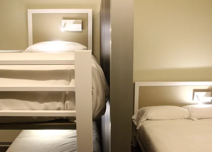 Hostal Poshtel - Premium Bilbao