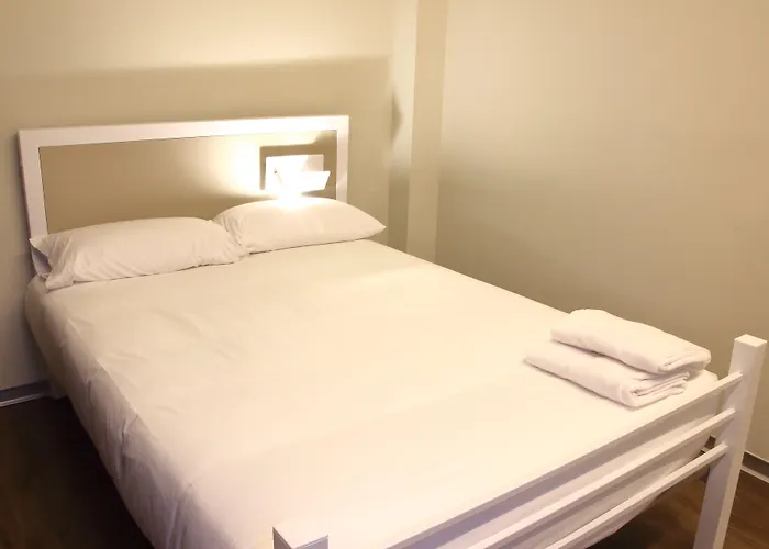 Hostal Poshtel - Premium *