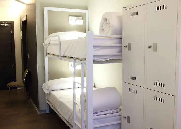 Hostal Poshtel - Premium