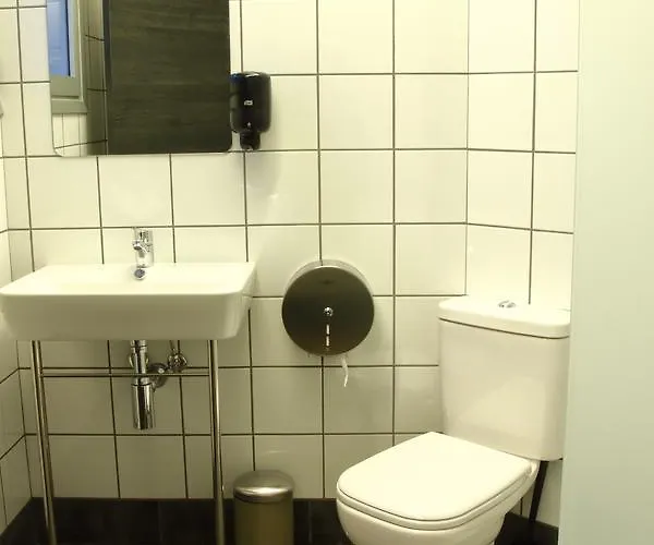 ポシュテル プレミアム ホステル