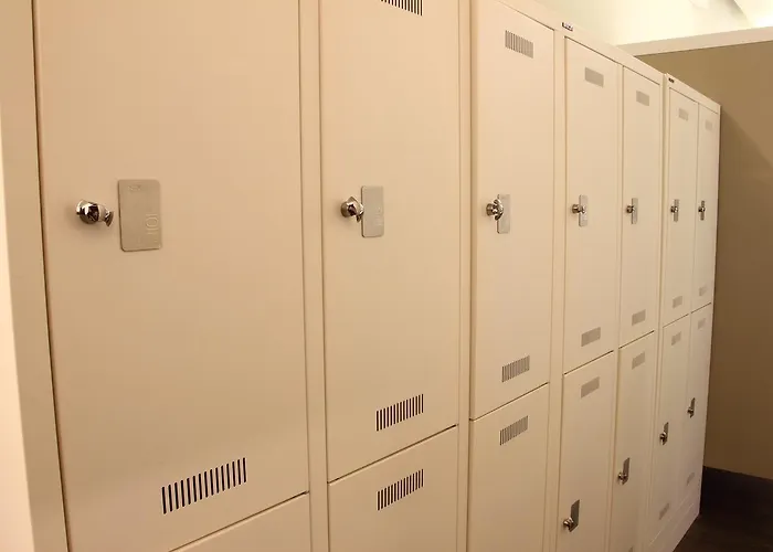 ポシュテル プレミアム ホステル *