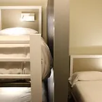 Hostel Poshtel - Premium *
