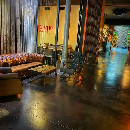 Poshtel - Premium Hostal *