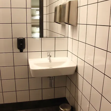 旅馆 毕尔巴鄂波希特尔 - 高级旅舍