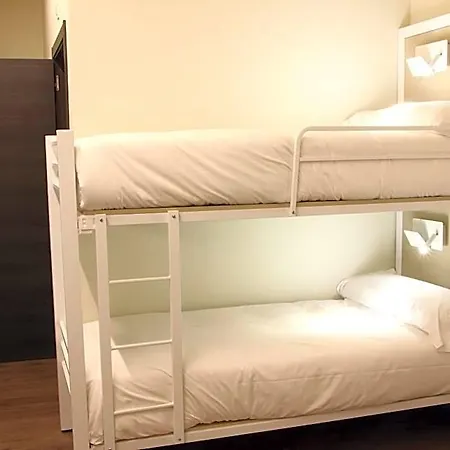 Poshtel - Premium Hostel