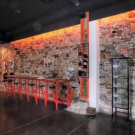 Poshtel - Premium Hostel