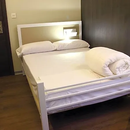 Poshtel - Premium Hostel *