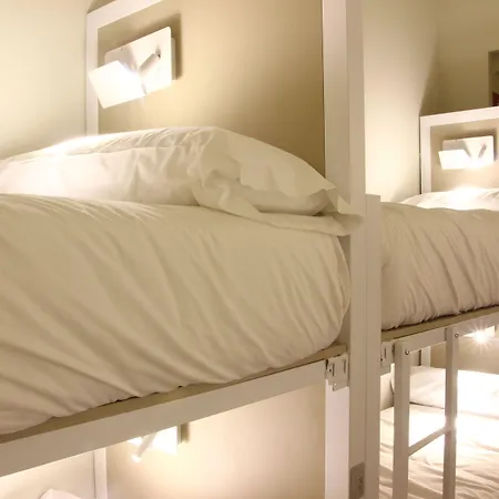 포스텔 - 프리미엄