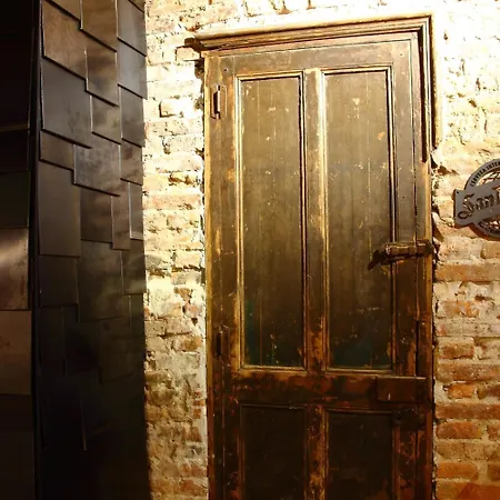 포스텔 - 프리미엄